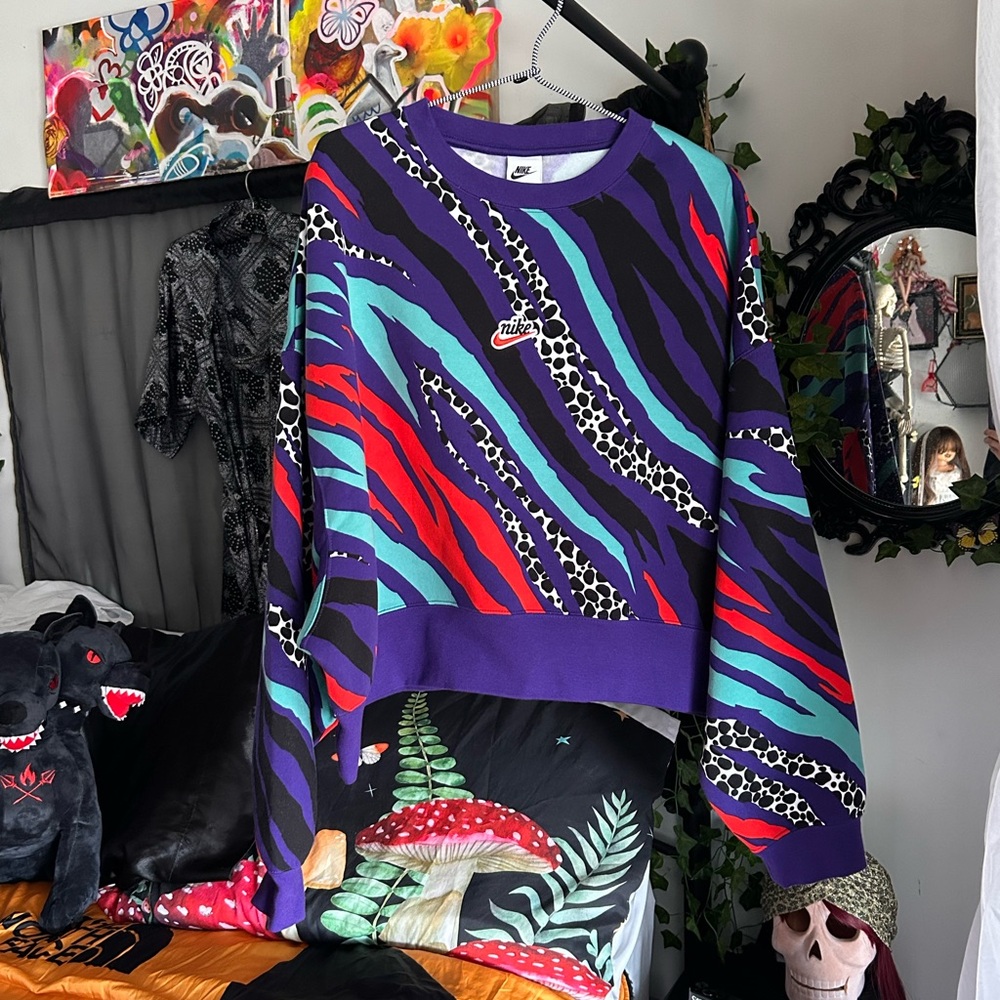 Nike Cropped Batwing Sleeve Crewneck Sweater Tiger Dalmatian Print - purple/red